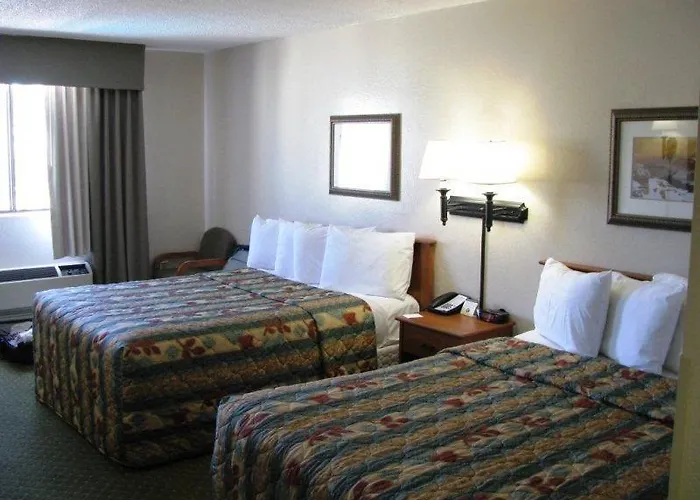 Red Feather Lodge/hotel Grand Canyon