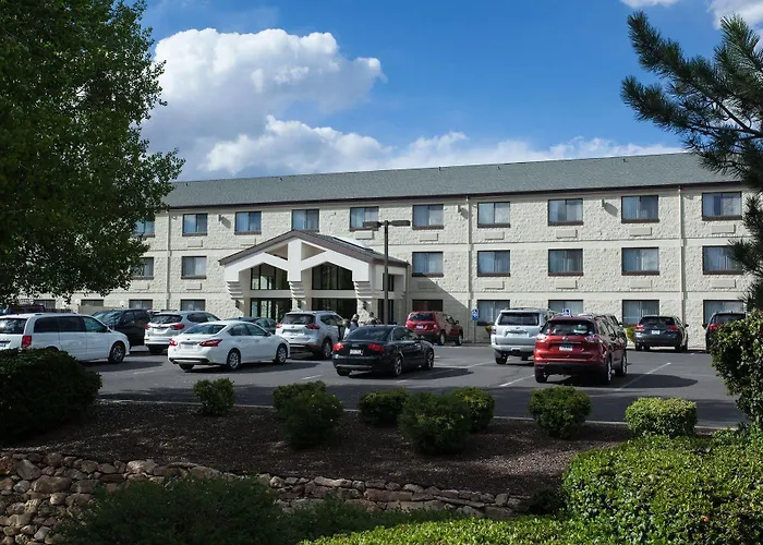 Red Feather Lodge/hotel Motel 2*