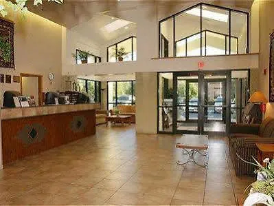 Red Feather Lodge/hotel Motel