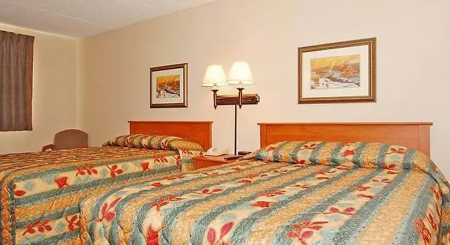 Red Feather Lodge/hotel 2*