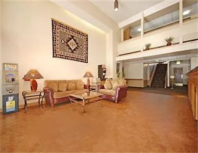Red Feather Lodge/hotel